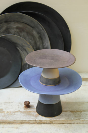 Picture cake stands